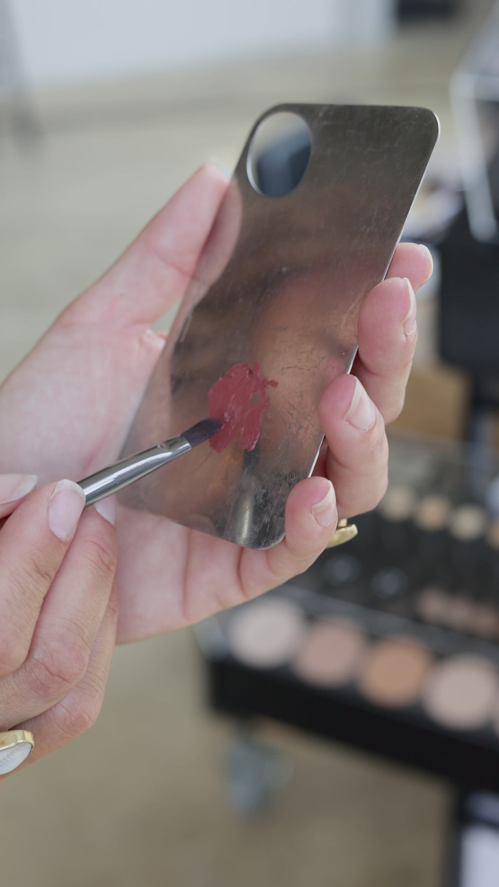 Essential Make-up Kit