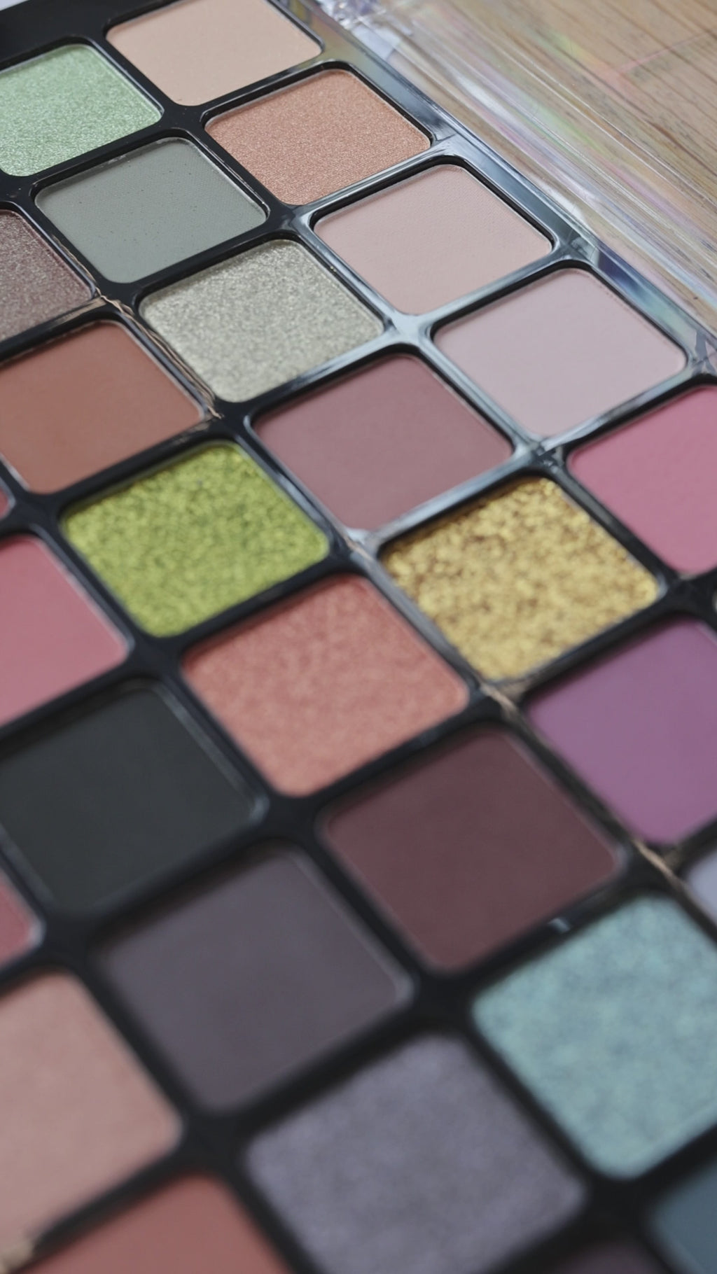 Essential Make-up Kit